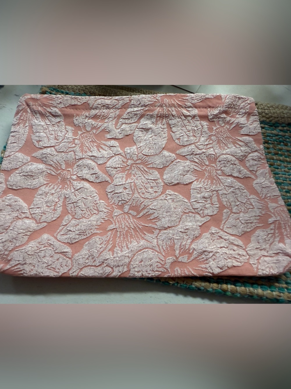 🌸New🌸 Textured Floral Cosmetic Pouch in Pink pouch or makeup bag.